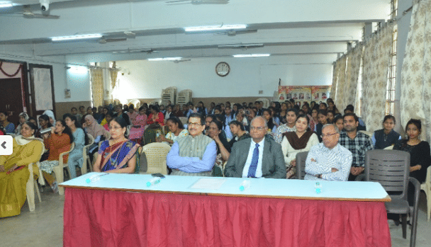 Shrimati Binzani Mahila Mahavidyalaya Nagpur Campus photo 5